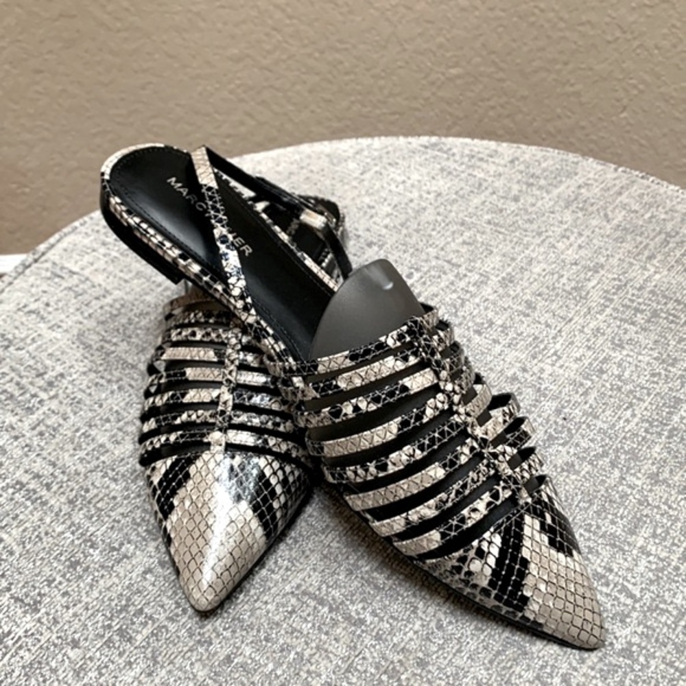 🔹Marc Fisher Strappy Snake Print Slingbacks Sandals..